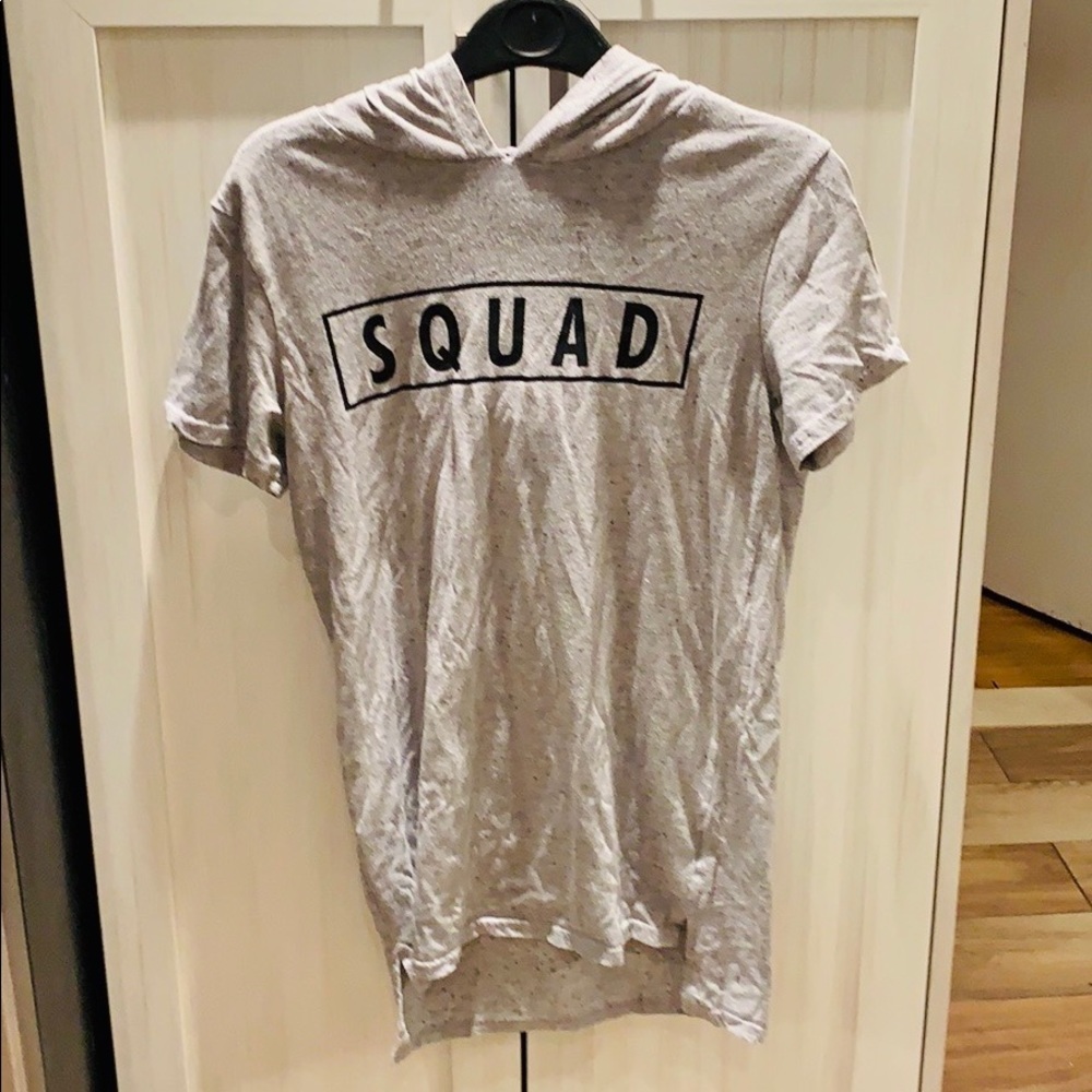 🪭 2/$15 🪭 T-shirt good condition junior 14